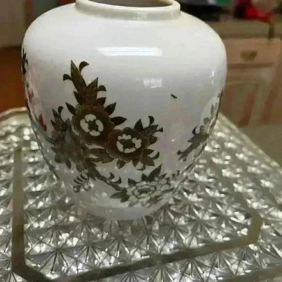 Vintage Brown/white porcelain ginger jar vase - Picture 2 of 4
